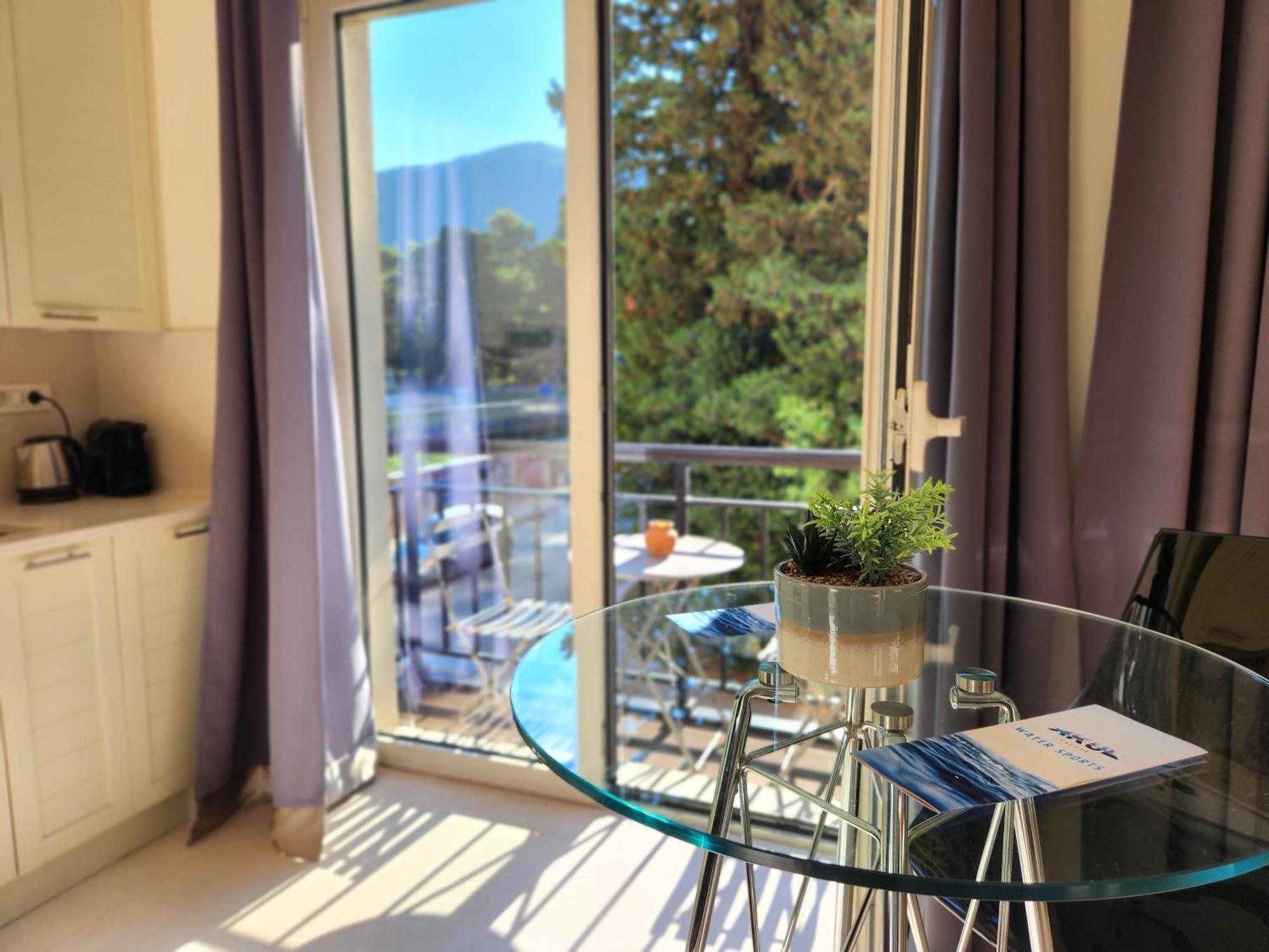 公寓 Porto Montenegro Luxury Zeta 蒂瓦特